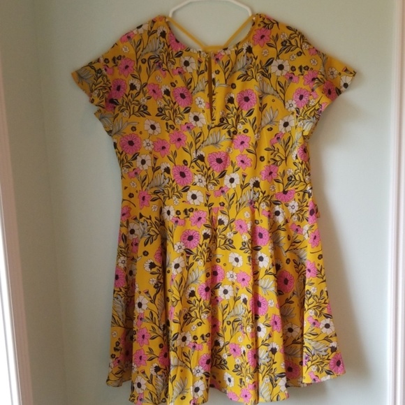 Farrow Floral Shift Dress - Size M - Picture 5 of 8